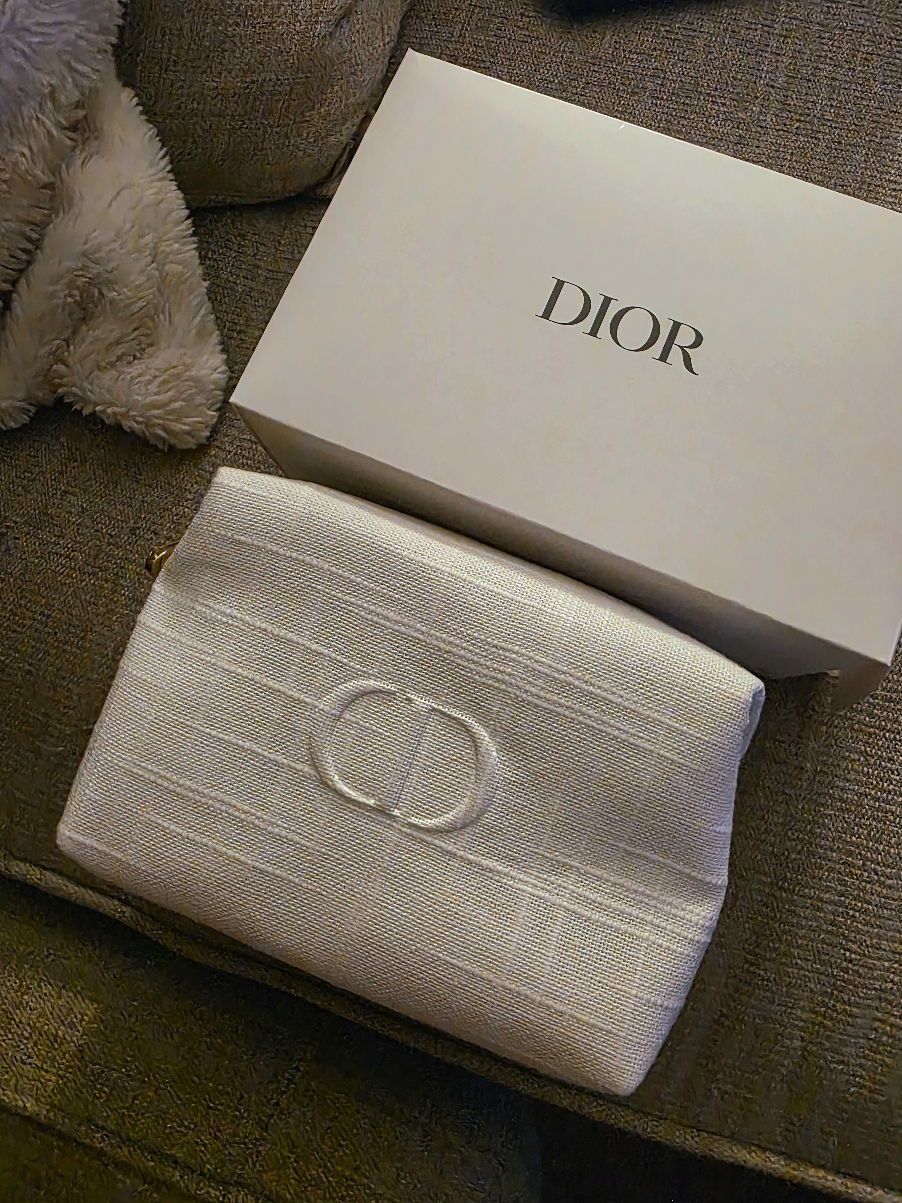 Dior White Embroidered Linen TweedIsh Christian Dior Bag Gwp Brand New In Box
